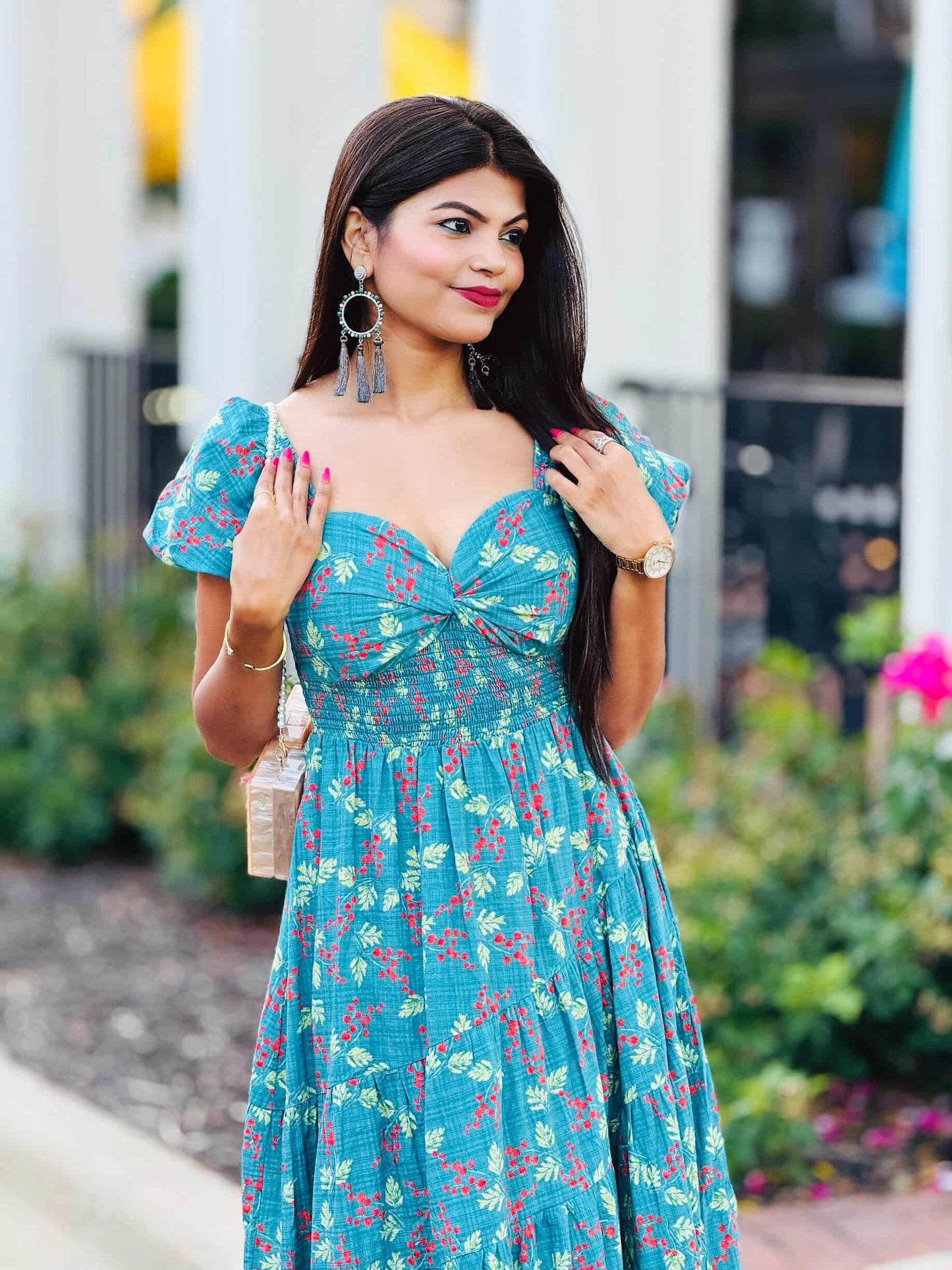 Lightweight Sweetheart Neck Textured Tiered Maxi Dress