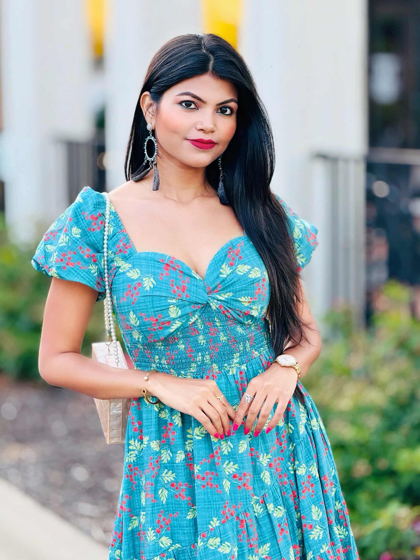 Lightweight Sweetheart Neck Textured Tiered Maxi Dress