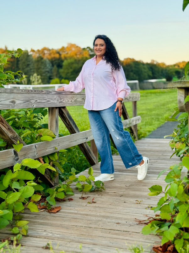 Stepped Waist Hem Rolled Straight Jeans